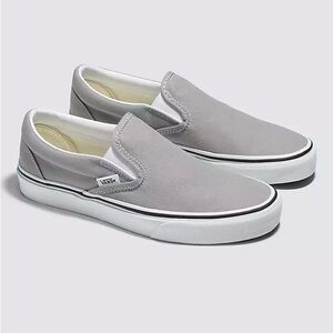 Vans Classic Slip-On Shoe, Drizzle Grey/True White Mens 6.5 Women’s 8